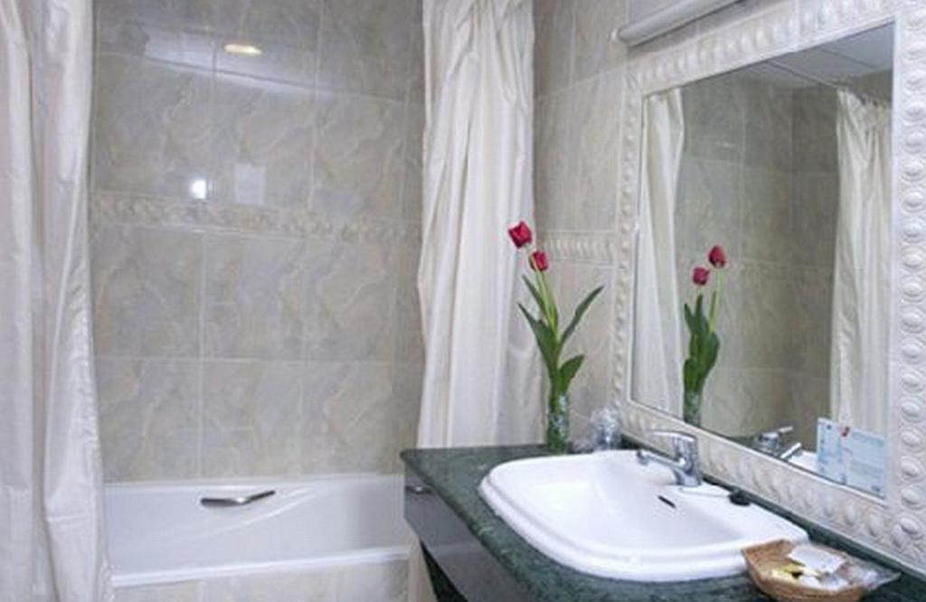 Hotel Avenida 耶克拉 客房 照片